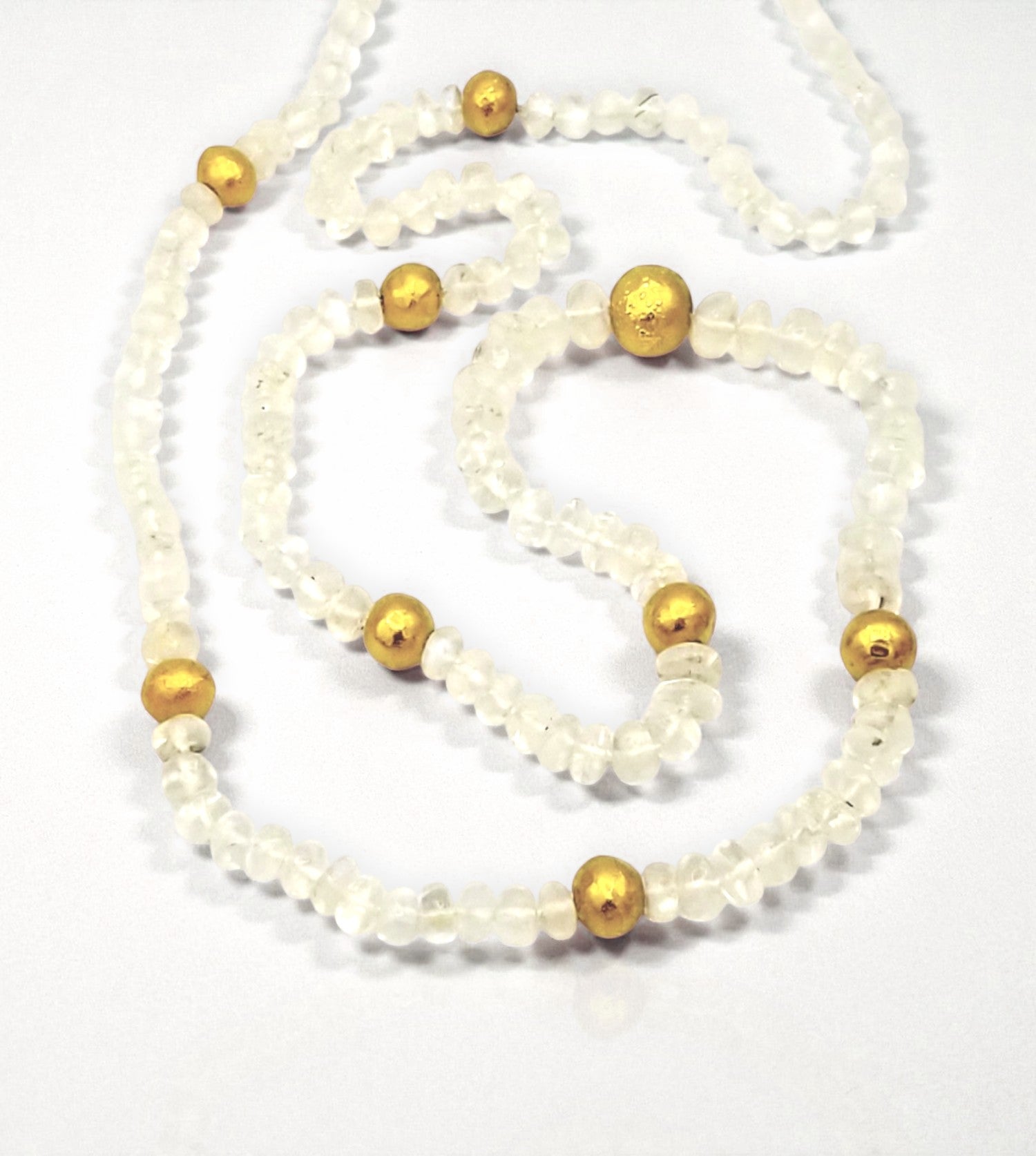 [NE08283] 18KY beads, 14KY clasp station moonstone bead necklace
