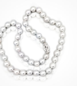 NE08243 natural silvery grey Akoya pearl necklace, 8.5-9mm $2925.00----MC-007912 18KW clasp with diamonds=0.22cts $645.00